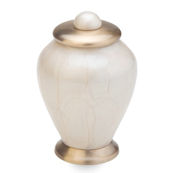 Pearl Simplicity Urn