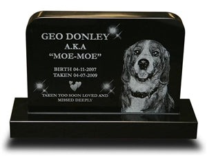 Laser Engraved Upright Pet Monuments