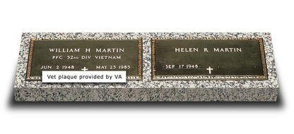 Companion Bronze Veteran Marker no Vase